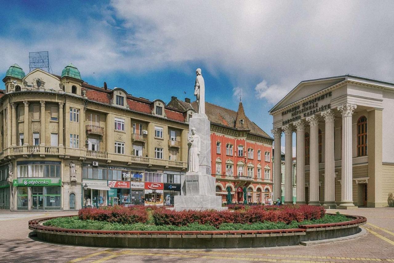Apartman Marina Subotica Esterno foto